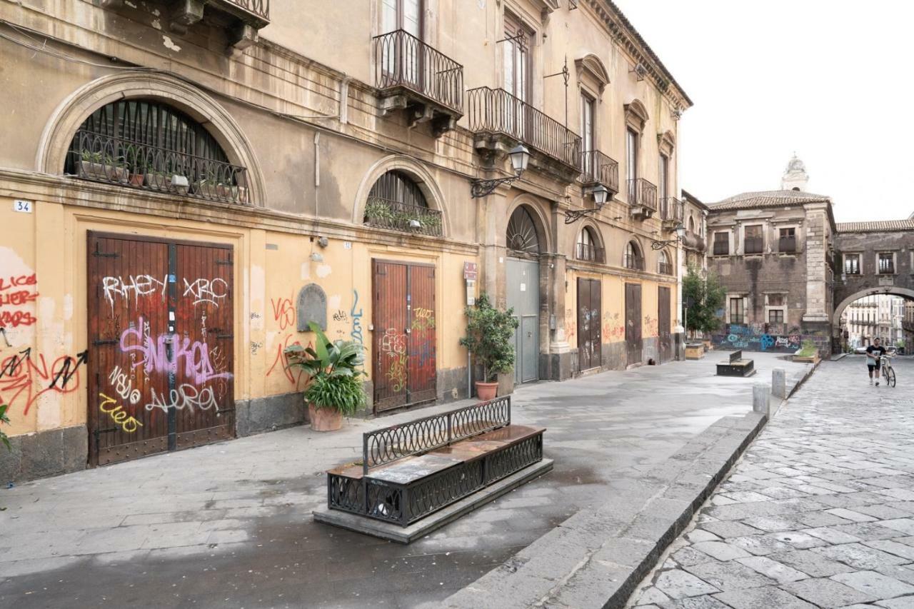 شقة Sant'Agostino Loft كاتانيا المظهر الخارجي الصورة